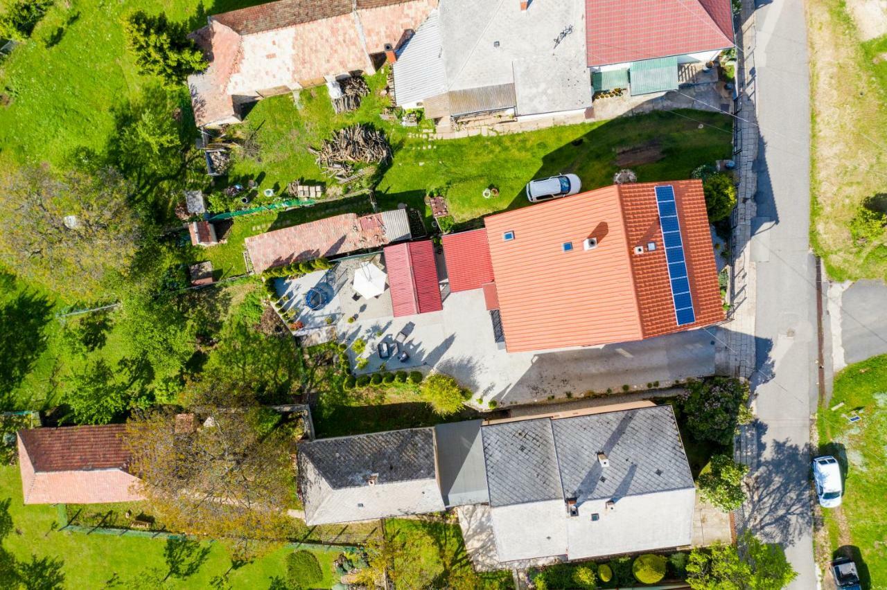 Oeskarszt Apartman Urkut Dış mekan fotoğraf