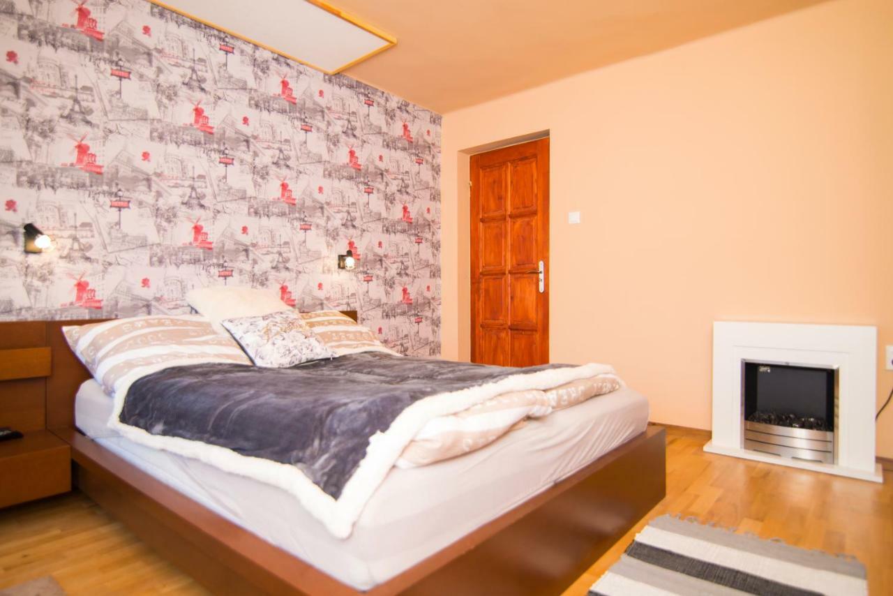 Oeskarszt Apartman Urkut Dış mekan fotoğraf